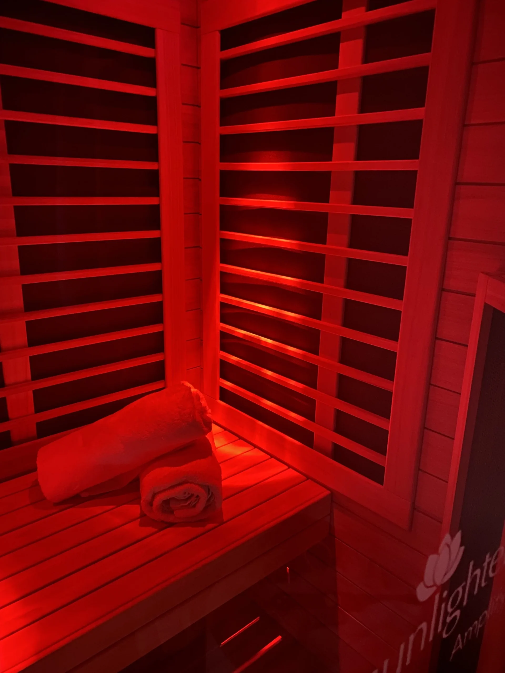 infrared sauna contrast therapy at truself sporting club san diego gym